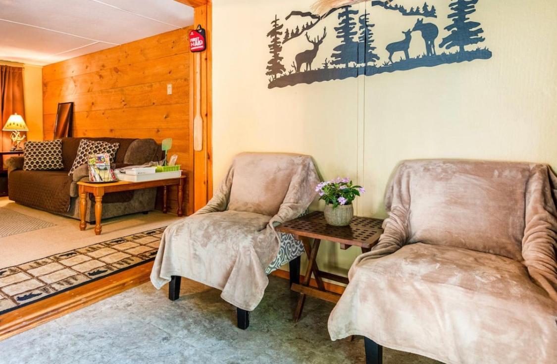 Pocono Cabin With Private Pool At Shawnee Mtn East Stroudsburg Eksteriør billede