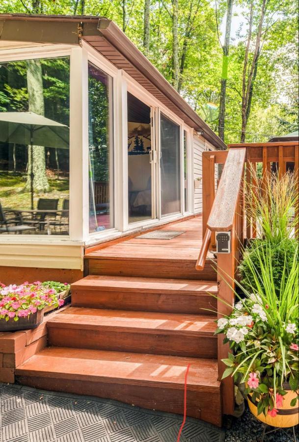 Pocono Cabin With Private Pool At Shawnee Mtn East Stroudsburg Eksteriør billede